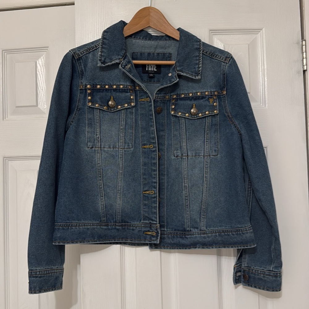 NWOT Women's Studded Cotton Cargo Denim Jacket Size XS - Picture 5 of 7
